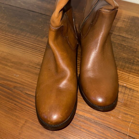 Frye Women's Marissa Medallion Boot Cognac Brown-Leather-Equestrian Zip - Picture 8 of 10